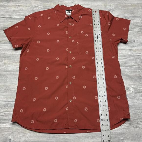 The North Face Shirt Mens XL Burnt Orange Bear Polka Dot All Over Short Sleeve - Picture 5 of 6